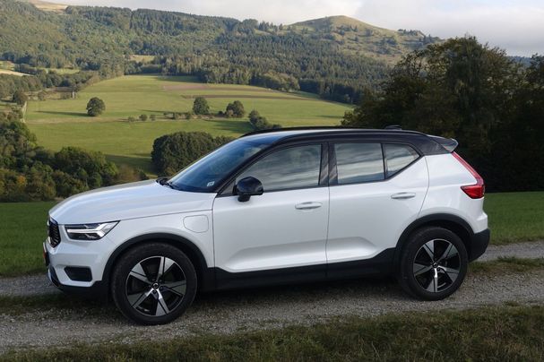 Volvo XC40 Recharge 192 kW image number 12