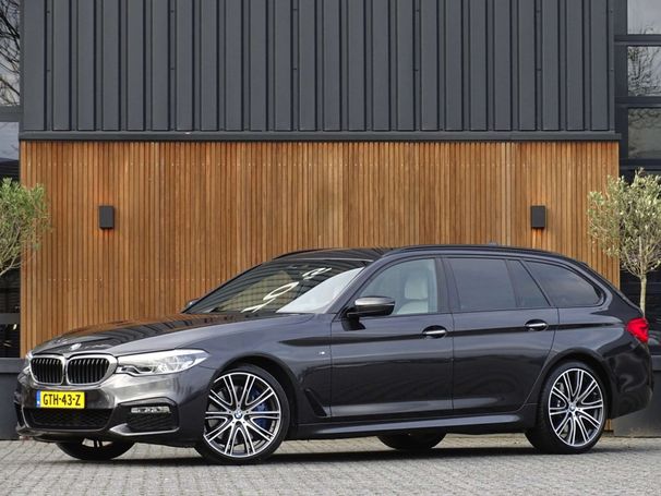 BMW 540i Touring xDrive 251 kW image number 1