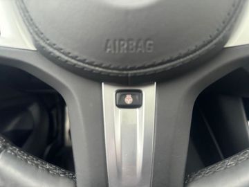 Car image 38