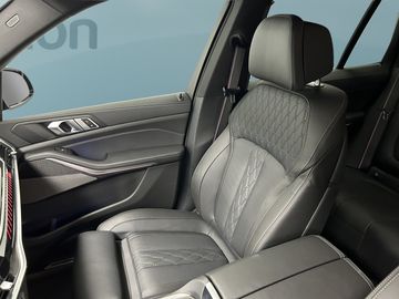 Car image 42