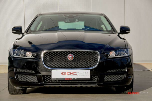 Jaguar XE 132 kW image number 2