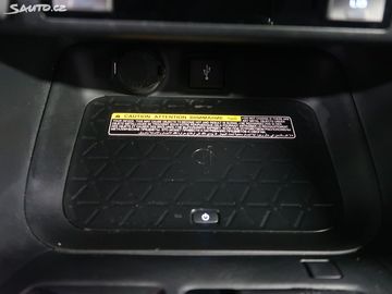 Car image 31