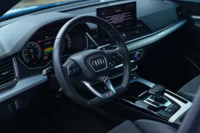Car image 31
