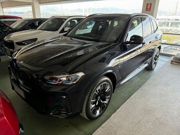 BMW iX3 M Sport Impressive 210 kW image number 5