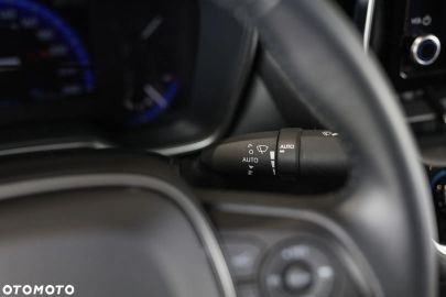 Car image 33