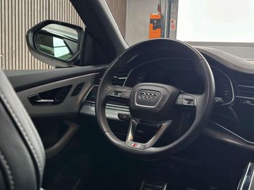 Car image 41