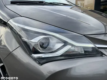 Car image 29