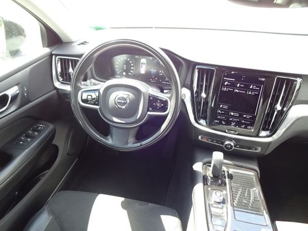 Volvo V60 T6 R Design AWD 251 kW image number 11