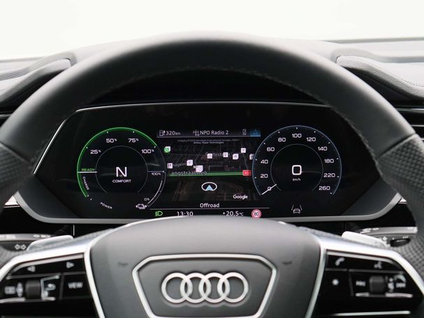 Audi Q8 55 quattro e-tron S-line 300 kW image number 8