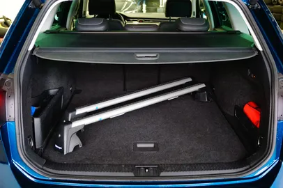 Car image 49