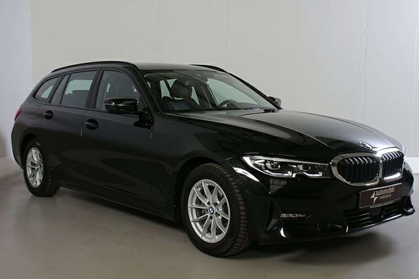 BMW 320d Touring Sport Line 140 kW image number 3