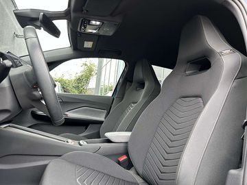 Car image 36