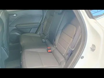 Car image 35