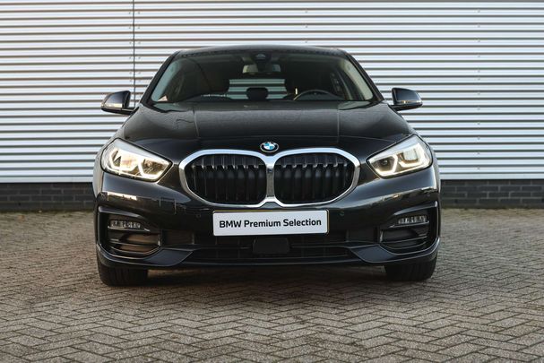 BMW 118i Sport Line 100 kW image number 17