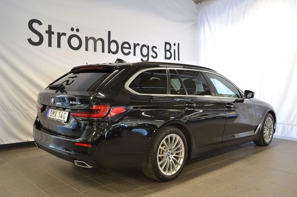 BMW 530 Touring xDrive 218 kW image number 3