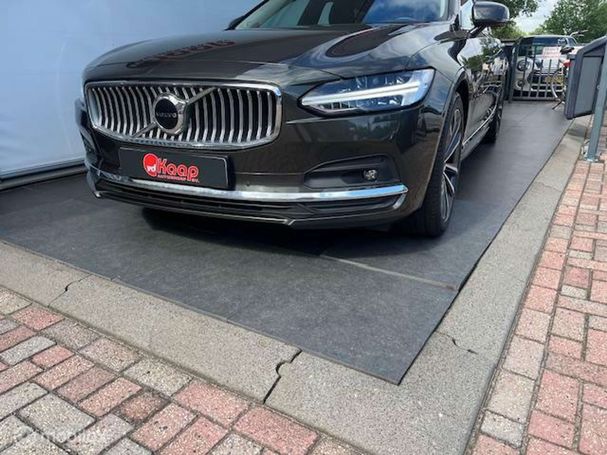 Volvo V90 B4 R 145 kW image number 3