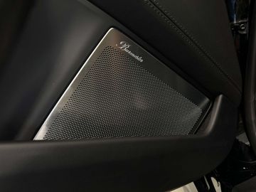 Car image 38