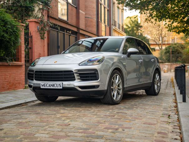 Porsche Cayenne E-Hybrid 250 kW image number 2