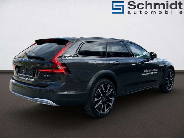 Volvo V90 Cross Country AWD B4 145 kW image number 4