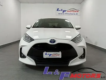 Car image 4