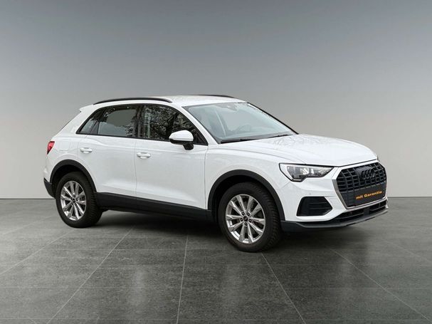 Audi Q3 45 TFSIe 180 kW image number 8