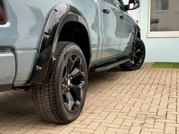 Car image 49