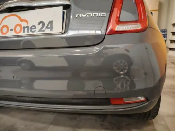 Car image 19