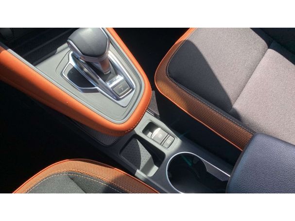 Renault Captur E-Tech Plug-in 160 Intens 116 kW image number 30