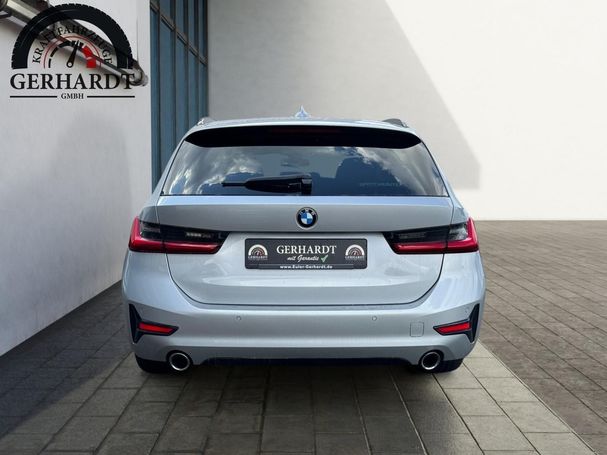 BMW 320d Touring Sport Line 140 kW image number 2