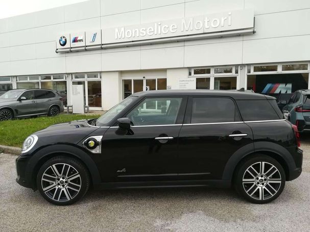 Mini Cooper SE Countryman ALL4 162 kW image number 4