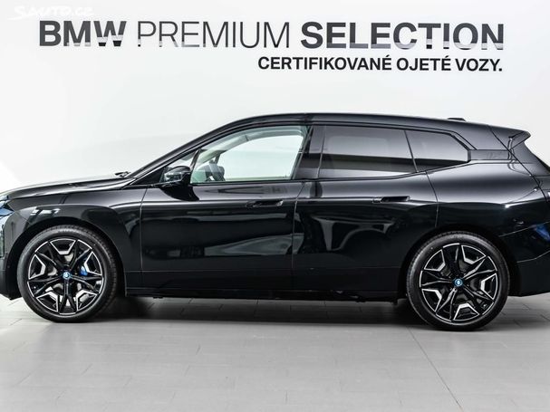 BMW iX xDrive40 240 kW image number 2