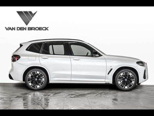 BMW iX3 210 kW image number 2