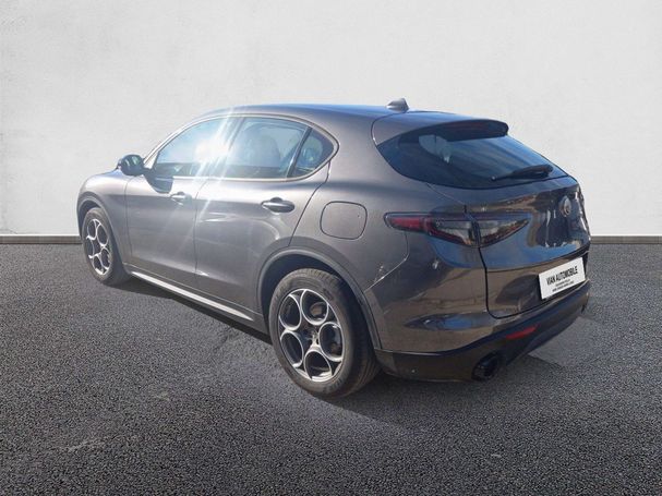 Alfa Romeo Stelvio 2.2 118 kW image number 3