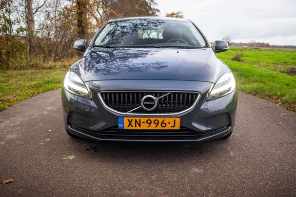 Volvo V40 T2 90 kW image number 12