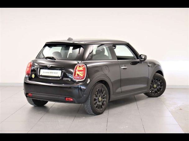 Mini Cooper SE Mini 137 kW image number 3