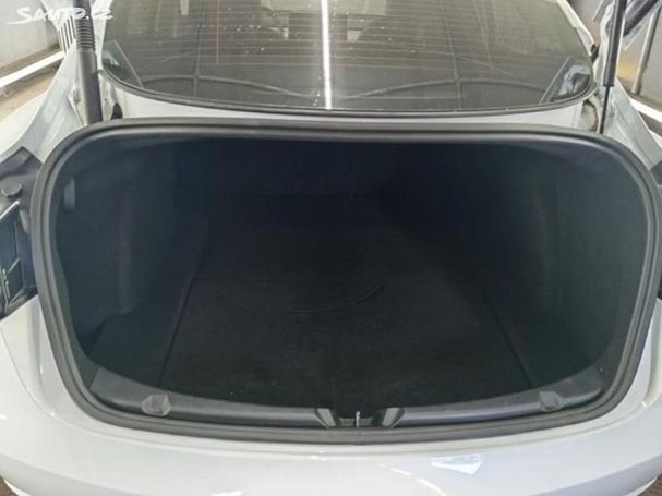 Tesla Model 3 Plus 208 kW image number 8