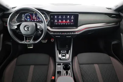 Car image 30