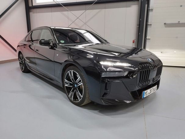 BMW i7 xDrive60 M Sport Pro 400 kW image number 2