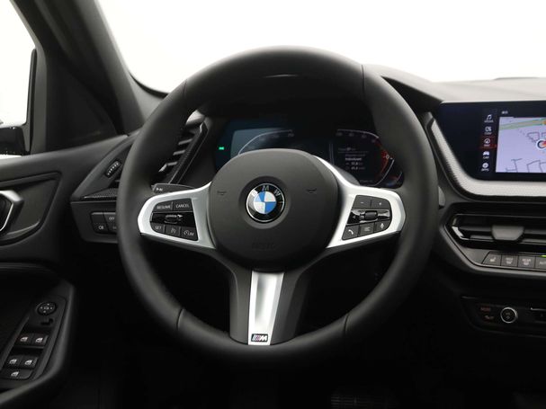 BMW 118i Sport Line 100 kW image number 2