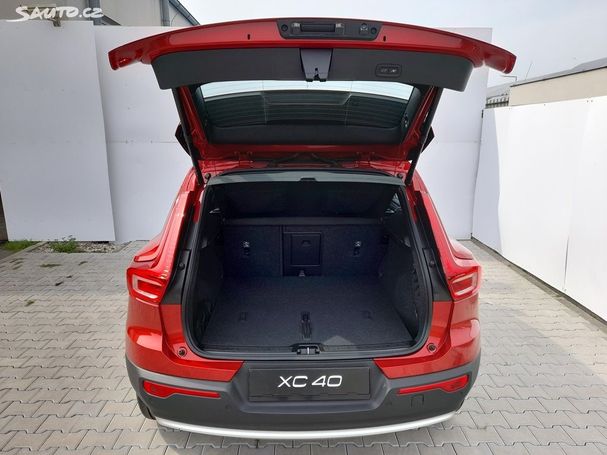 Volvo XC40 B3 Core 120 kW image number 15