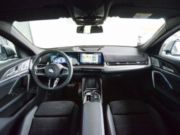 Car image 33