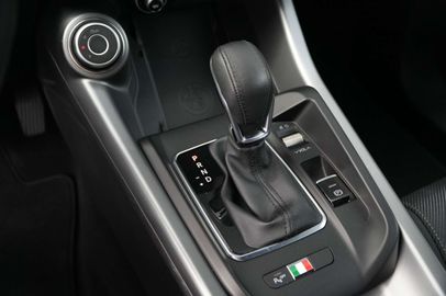 Car image 37