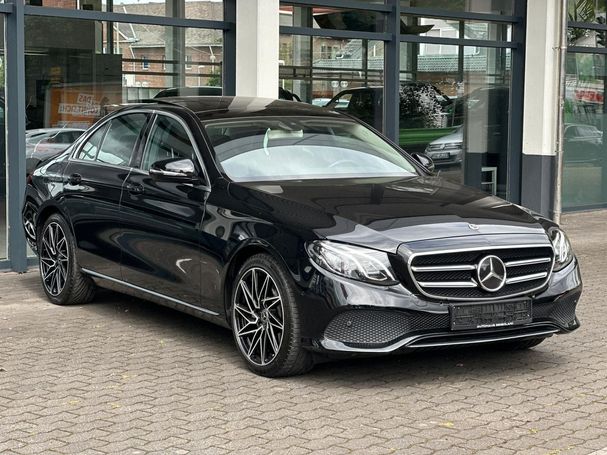 Mercedes-Benz E 220 d 4Matic 143 kW image number 2