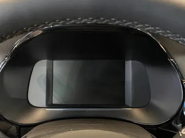 Car image 38