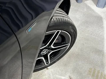 Car image 39