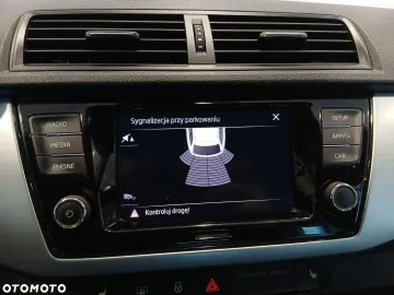 Car image 35