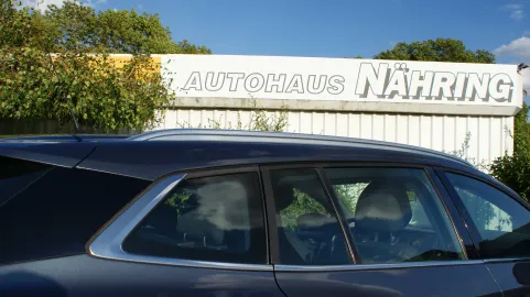 Car image 48