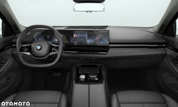 BMW 520i 153 kW image number 3