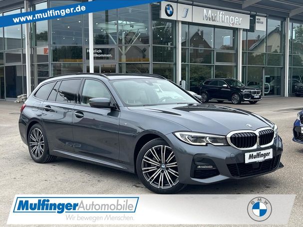 BMW 320d Touring M Sport xDrive 140 kW image number 1