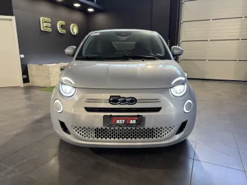 Car image 31